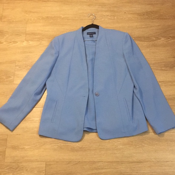 Karen Scott  skirt suit - Picture 2 of 8